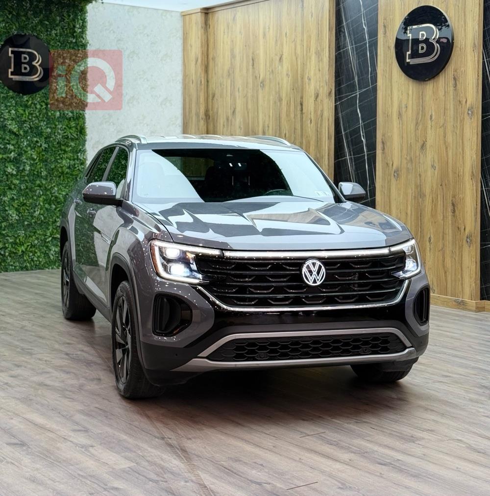 https://cdn.iqcars.io3a95dbe9-1ba6-41b8-bb03-c89834e584dd_0.jpg